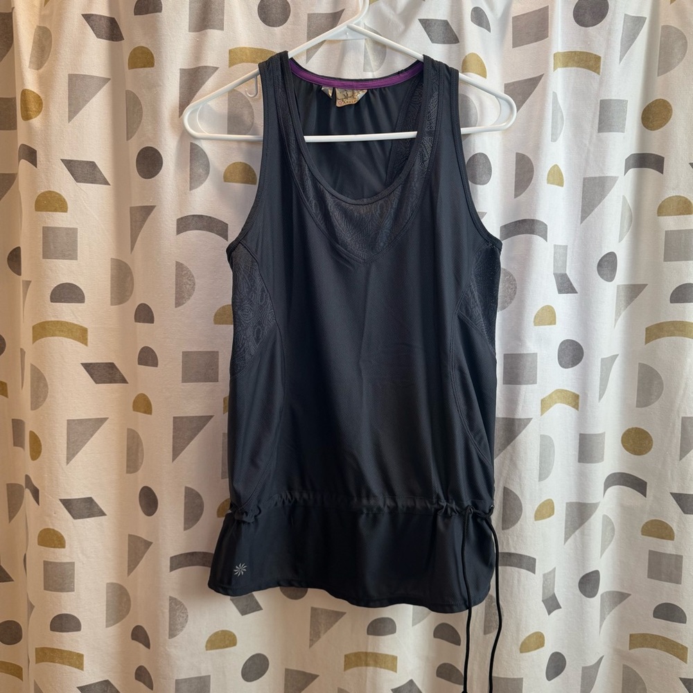 Athleta Wick It Good top